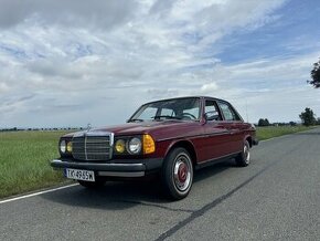 Mercedes W123 300D piano TOP STAV