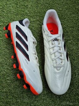 Kopačky Adidas Copa Pure MG 41 1/3