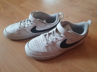 Bílé tenisky boty Nike v. 35 - 1