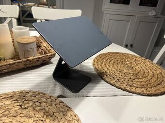 CubeNest S020 magnetický stojánek pro iPad 11 / 12,9 - 1