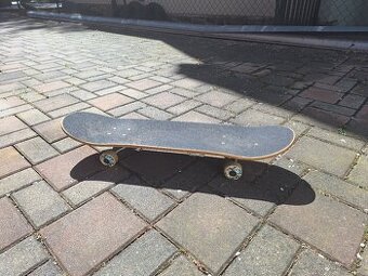 Prodám skateboard