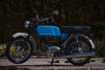 Jawa 23 mustang