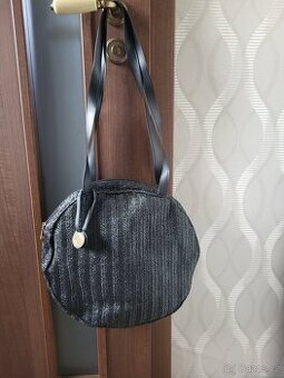 KABELKA LETNÍ KULATÝ DESIGN KRÁSNÁ