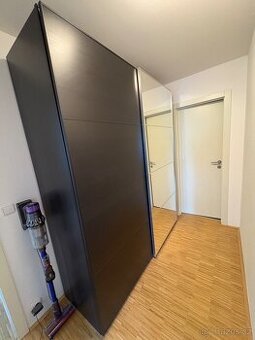 Šatní skříň IKEA PAX
