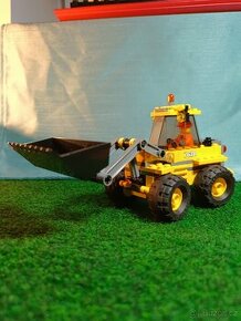 Lego kolový nakladač, kód 7630