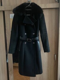 Guess zimní kabát XS - 1
