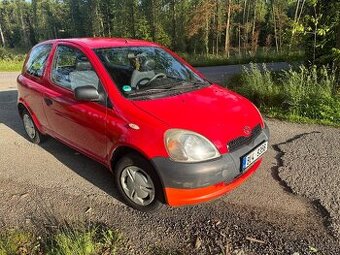 Toyota yaris 1,0 - Havlíčkův Brod