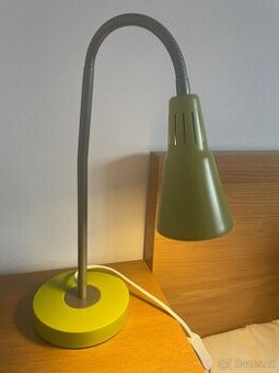 Zelena Ikea lampicka