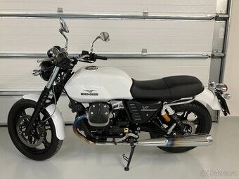 Moto Guzzi V7 stone Ohlins