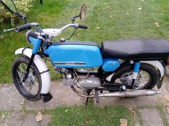 Jawa 50 23 mustang