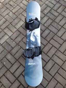 Snowboard Prop Avalanche 153cm s vázáním