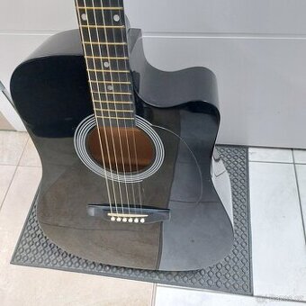 Elektro-akustická kytara Squier Fender SA-105CE, krásný stav