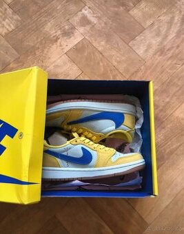 Nike Air Jordan 1 Low Travis Scott "Canary"