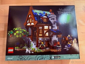 LEGO IDEAS 21325 Středověká kovárna