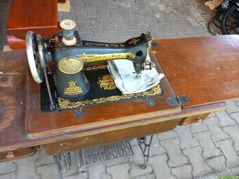 Šicí stroj Singer