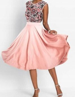 Nádherné společenské šaty 40/42