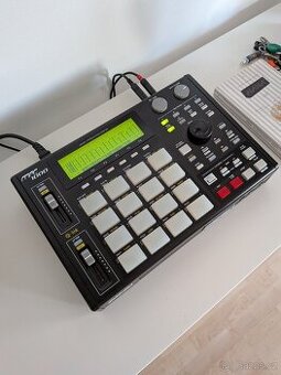 Akai MPC 1000 BK + JJOS2XL