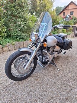 Yamaha XVS 1100 Drag Star