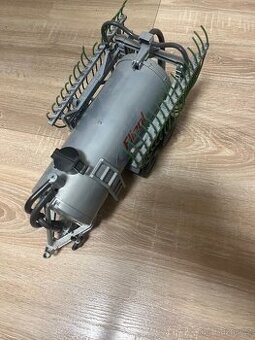 Bruder cisterna s postřikovačem