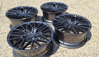 18" JapanRacing JR38 8x18