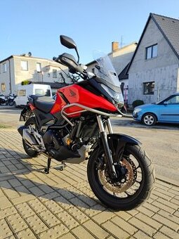 Honda NC750X 2025