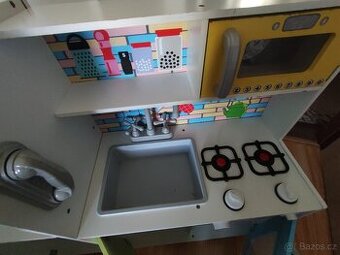 Dřevěná kuchyňka