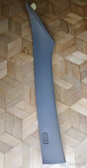 Bmw E60 před facelift sloupek