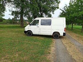 Prodám Volkswagen LT 28 2,5TDi 5mist