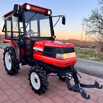 KUBOTA GL 23 Diesel motor 3 válec, 23HP