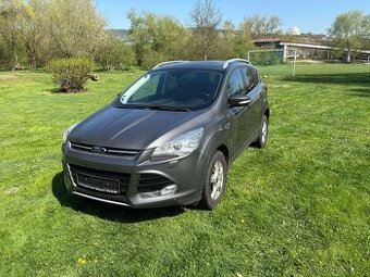 Ford Kuga 2.0TDCi 4x4, automat, r.2014, 1.Maj. serviska, STK