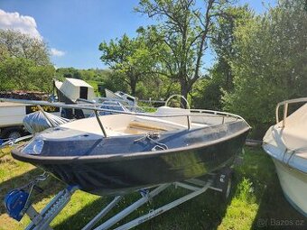 Lod 5.2x2m, Yamaha 5, vlek