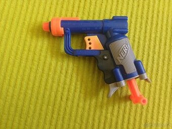 Nerf pistole jolt