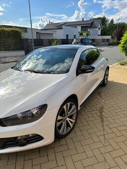 Vw scirocco 1.4 tsi 118 kw r.v. 2011 manuál