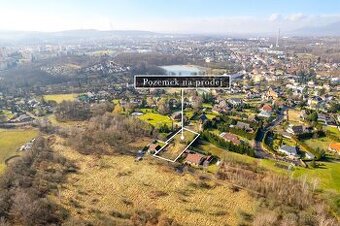Prodej stavebního pozemku 1738 m2