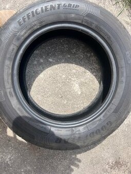 215/65r17 letní Good year