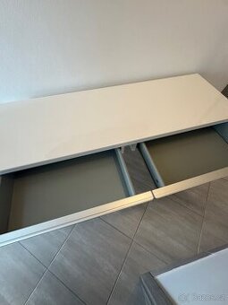 Ikea besta psací stůl