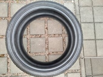 Sada letních pneu 235/35 R19