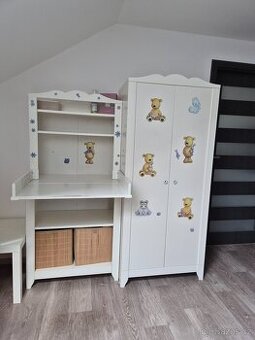 Přebalovací pult, skříň, šatník pro miminko