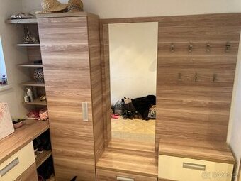 Předsíňová stěna / nábytek do předsíně/ vchod - 1