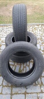 Pneumatiky Continental 215x65 R16 98H