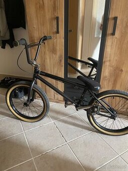 Bmx kolo We the People Justice 20.75tt