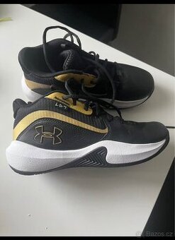BASKETBALOVÉ BOTY UA 35,5/ 22,5cm