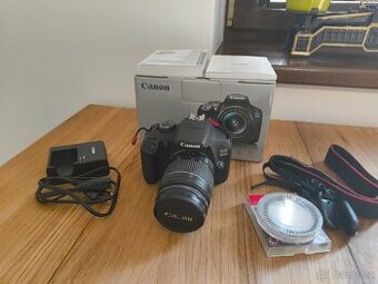 Canon 2000d 2023 v zánovním stavu
