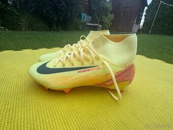 Kopačky Nike superfly velikost uk 5