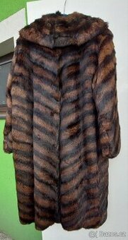 Kožich z pravé králičí kožešiny