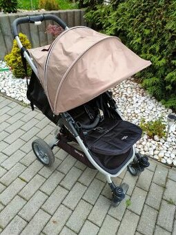 Sportovní kočárek VALCO SNAP 4