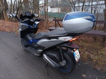 Prodám Honda Forza 125 rok 2018