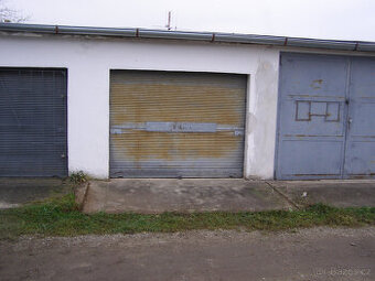 Prodám garáž - Písek, Vrcovická ulice. - 1