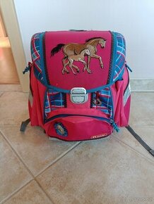 Školní aktovka taška Hama Step by step vítěz dTest