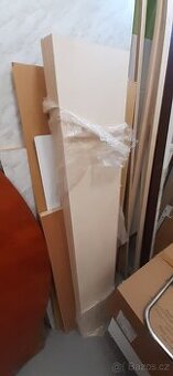 Prodám 4x police světlý dub 152x25cm